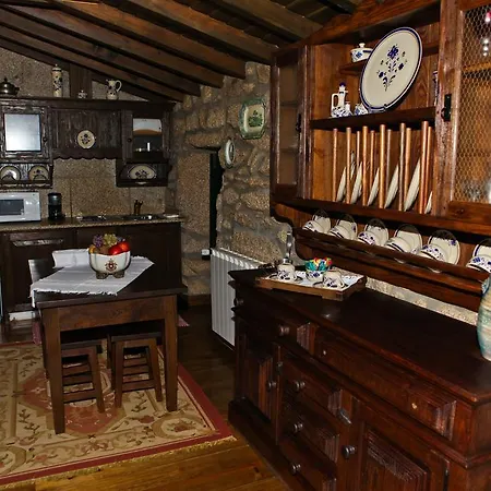 Casas Do Cavaleiro Eira Guest House Soajo Exterior photo